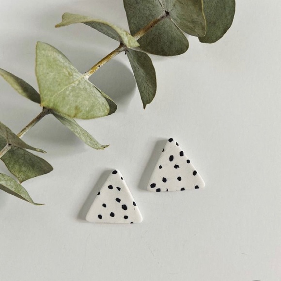 4 Pairs of Clay Earrings - Picture 3 of 9